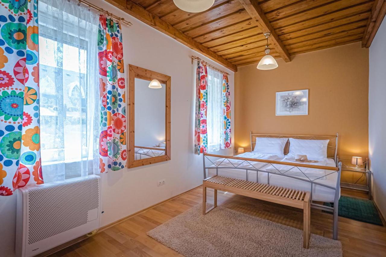 Vila Sunny Garden Pihenohaz Siófok Exteriér fotografie