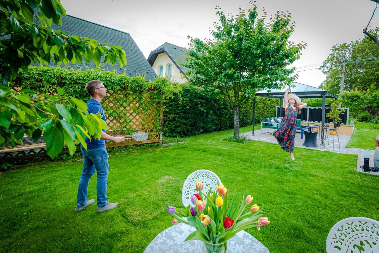 Vila Sunny Garden Pihenohaz Siófok Exteriér fotografie