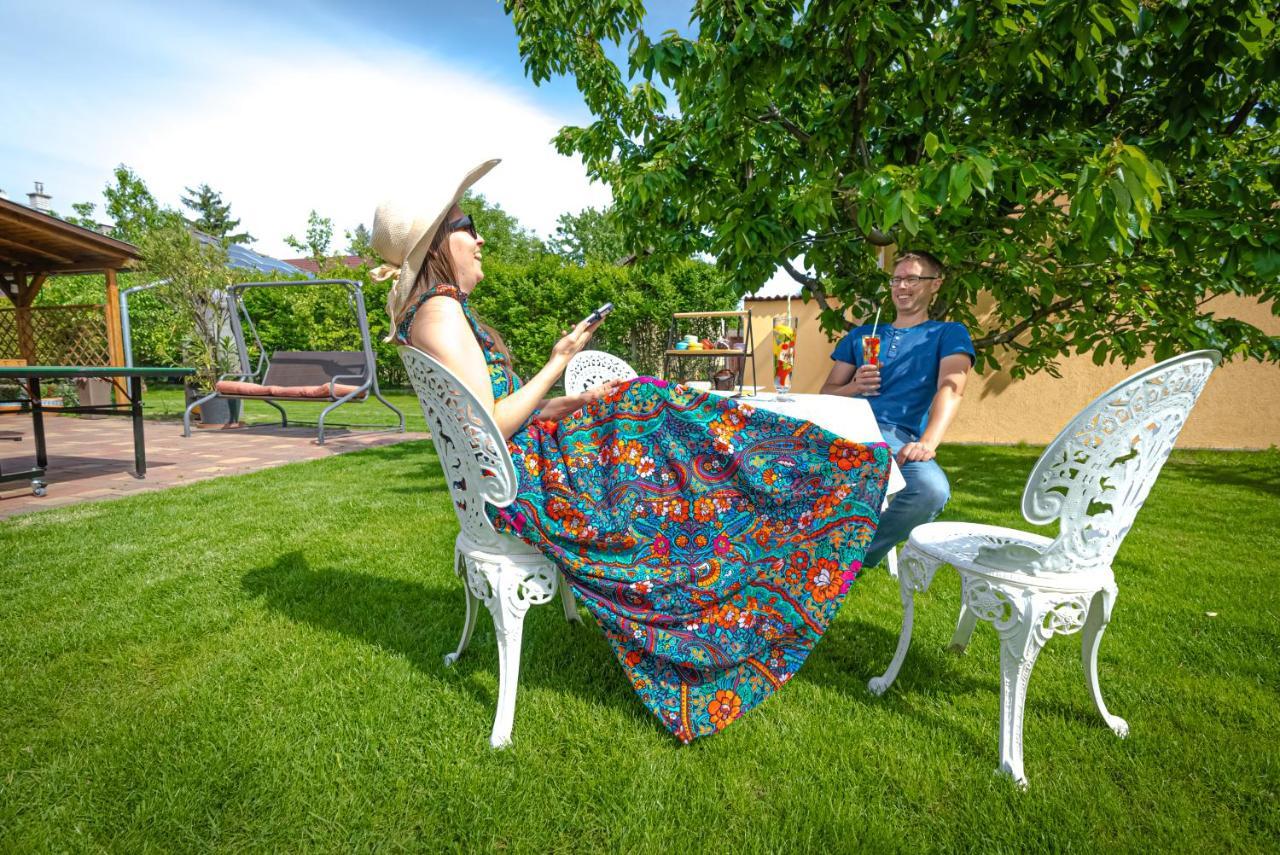 Vila Sunny Garden Pihenohaz Siófok Exteriér fotografie